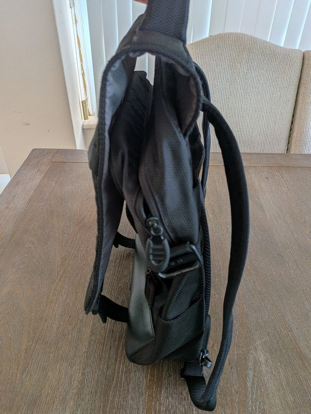 TUMI TECH Backpack Laptop Carrier Messenger